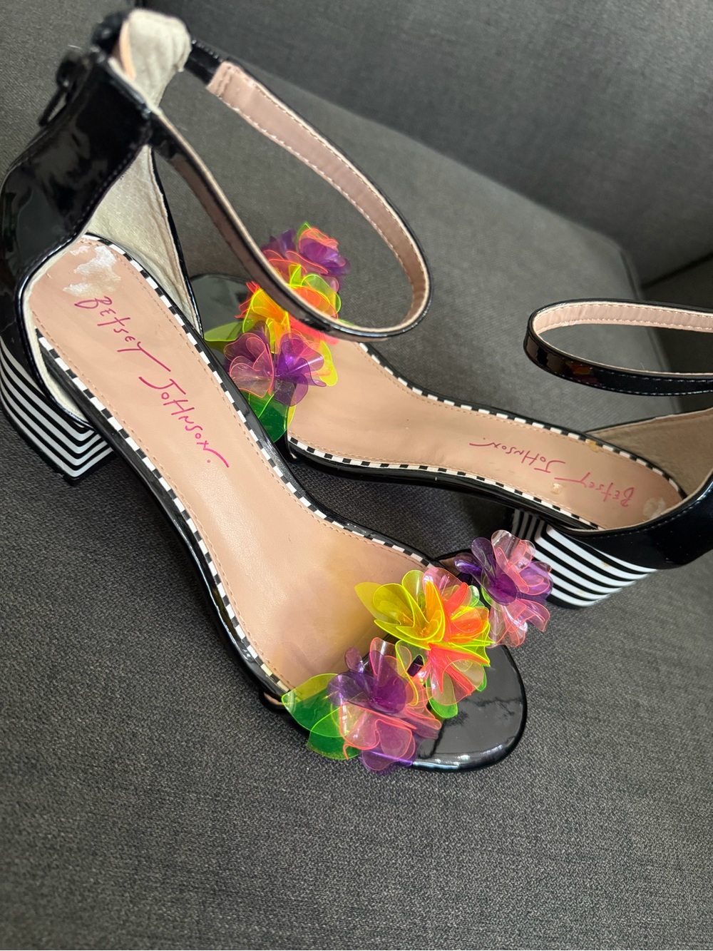 Betsey Johnson Lore Striped Floral Heels Black & White US 7.5